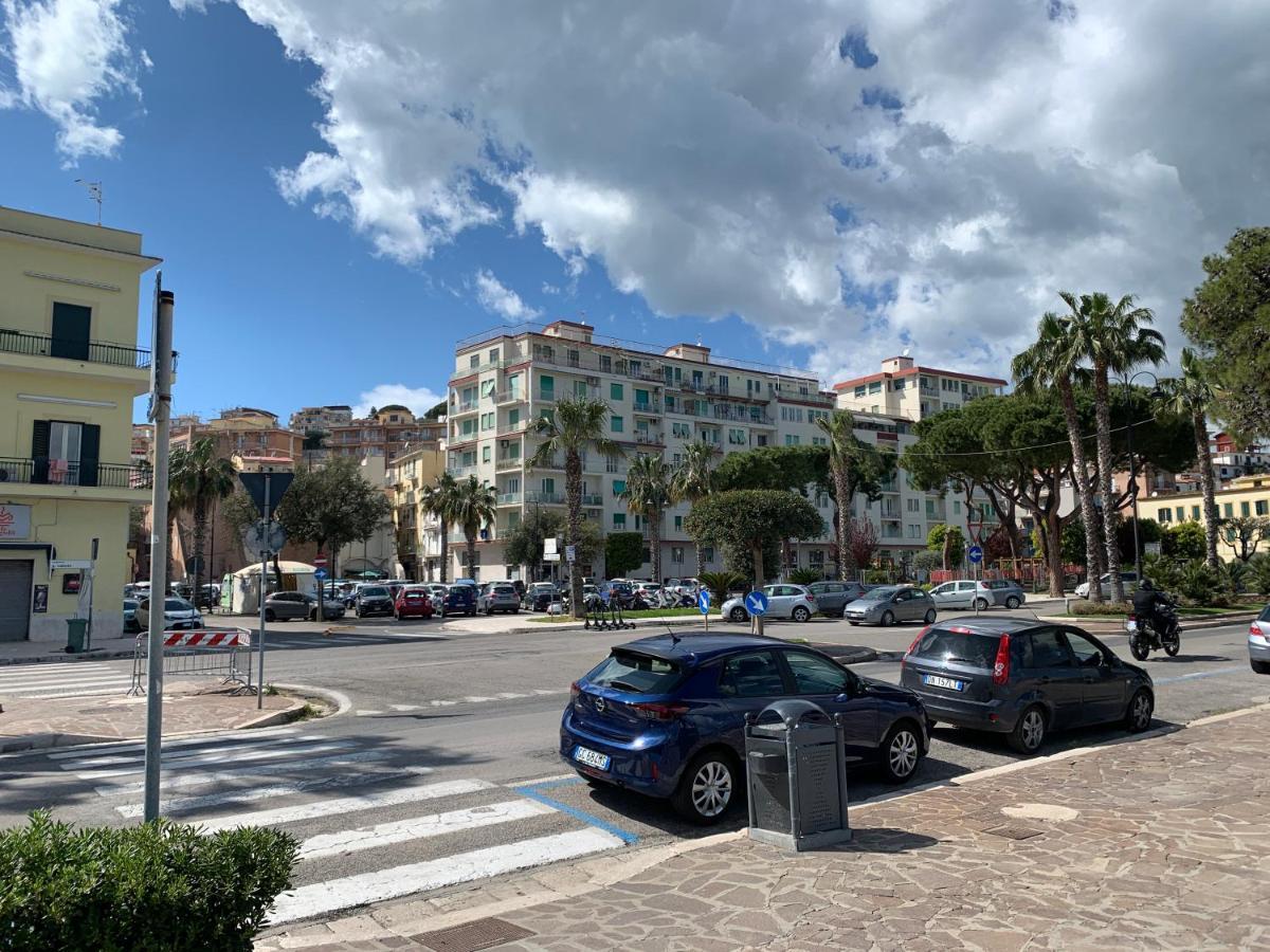 Casetta Blue House Gaeta Via Dell'Indipendenza 外观 照片