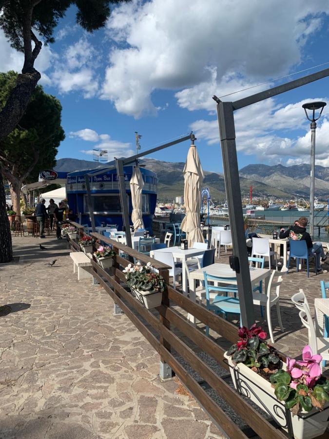 Casetta Blue House Gaeta Via Dell'Indipendenza 外观 照片
