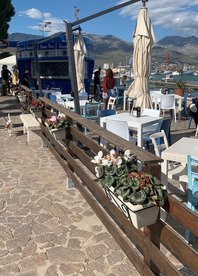 Casetta Blue House Gaeta Via Dell'Indipendenza 外观 照片