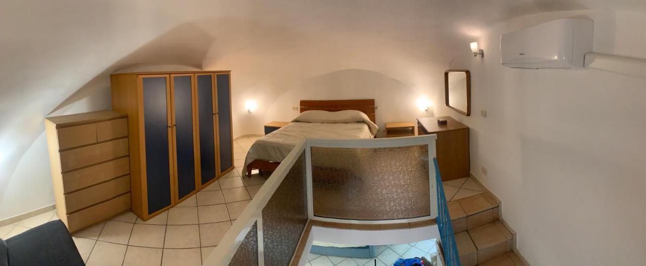Casetta Blue House Gaeta Via Dell'Indipendenza 外观 照片